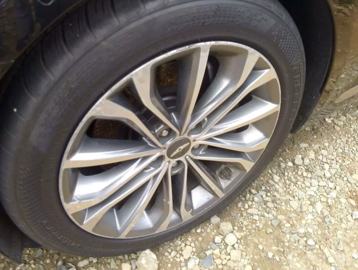 tyre0