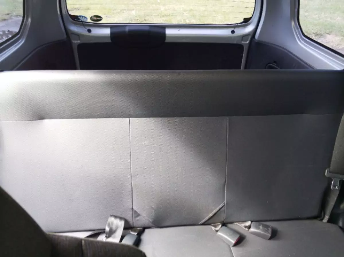 interiorBack