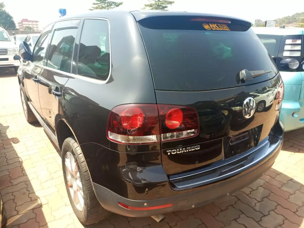 car Left Back