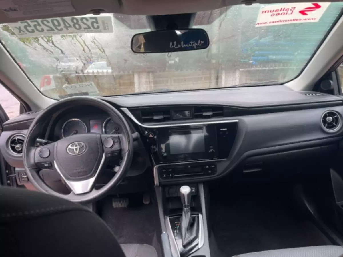 interiorFront