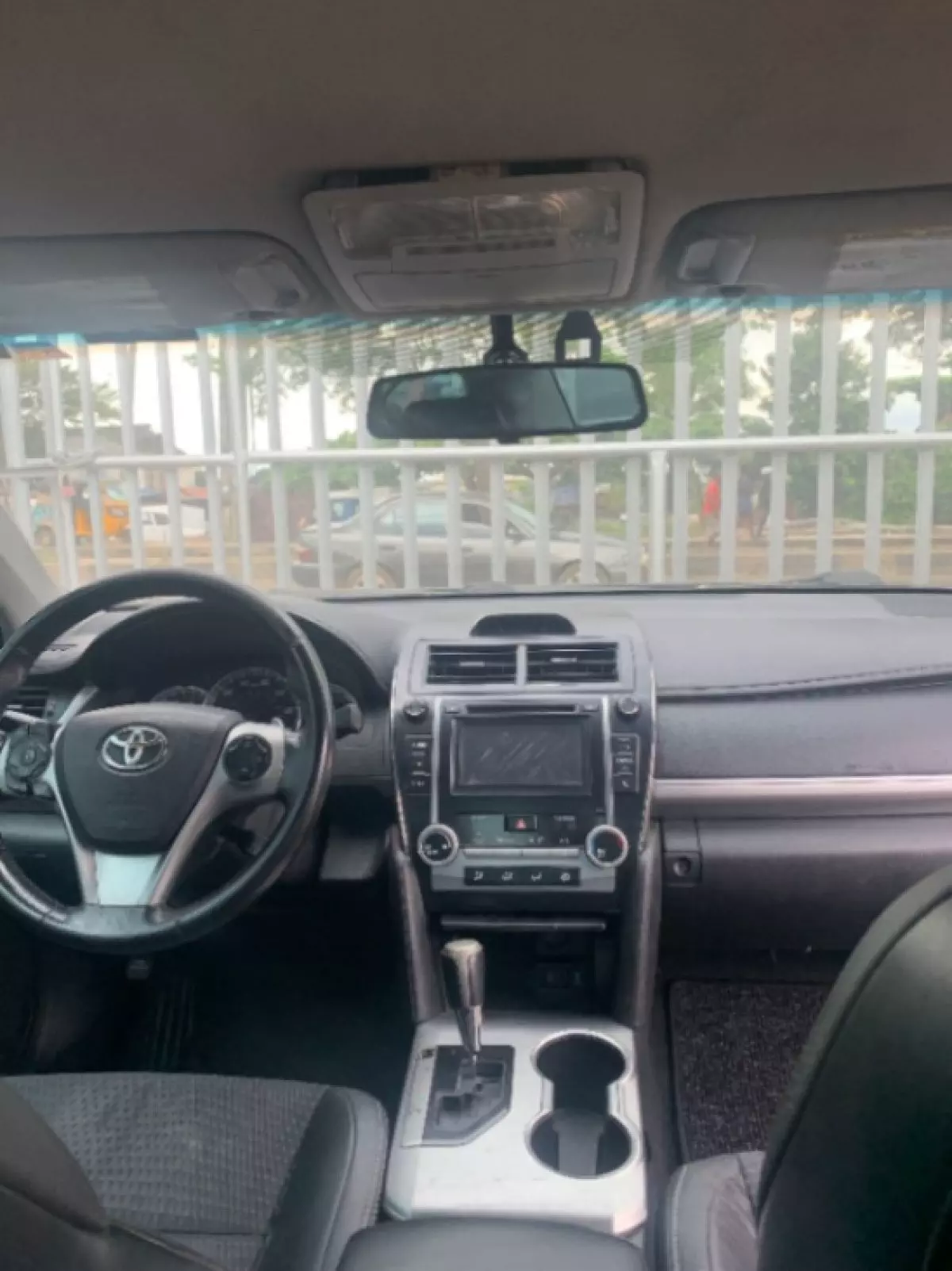 interiorFront