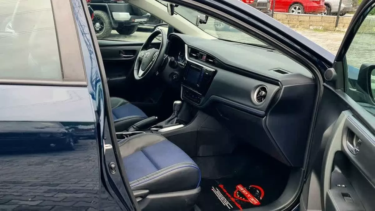 car Left
