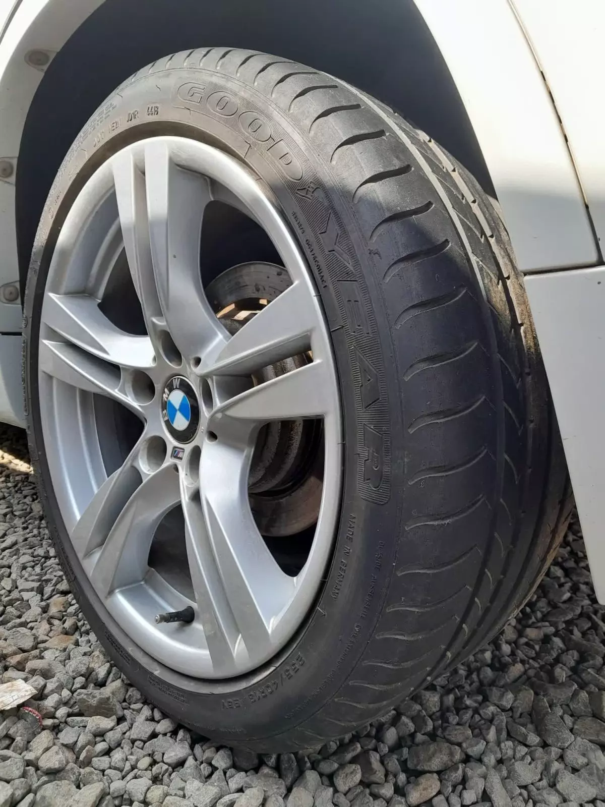 tyre1