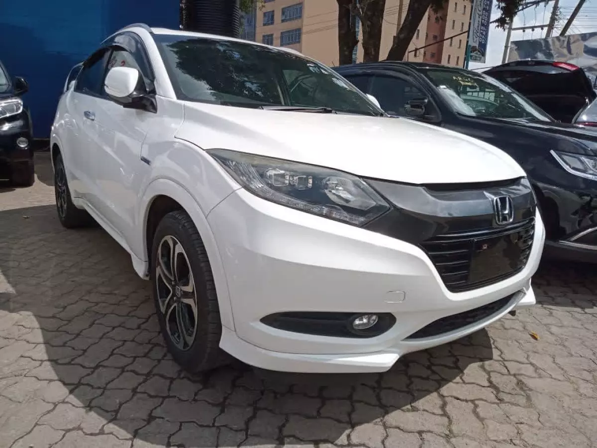 Honda Vezel  - 2016