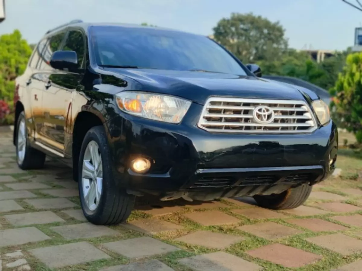 Toyota Highlander - 2009
