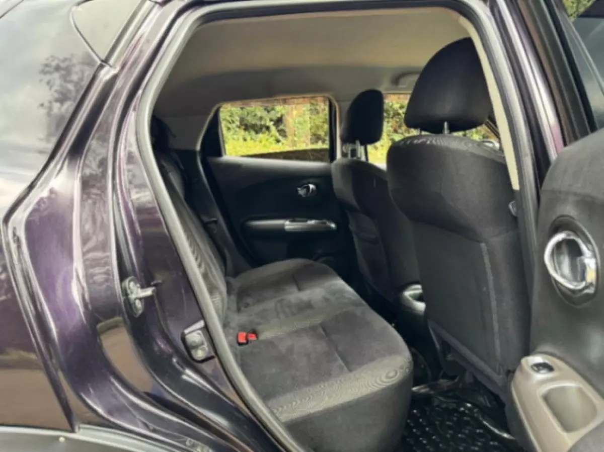 interiorBack