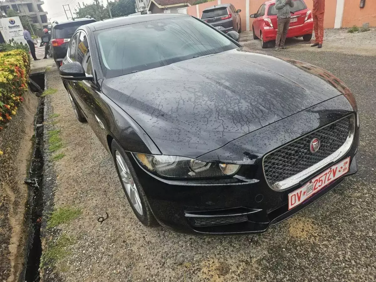 car Left Front