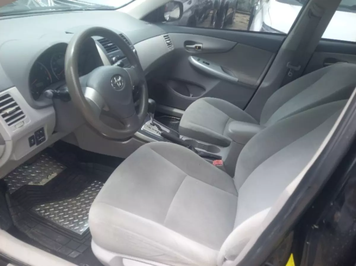 Toyota Corolla - 2011