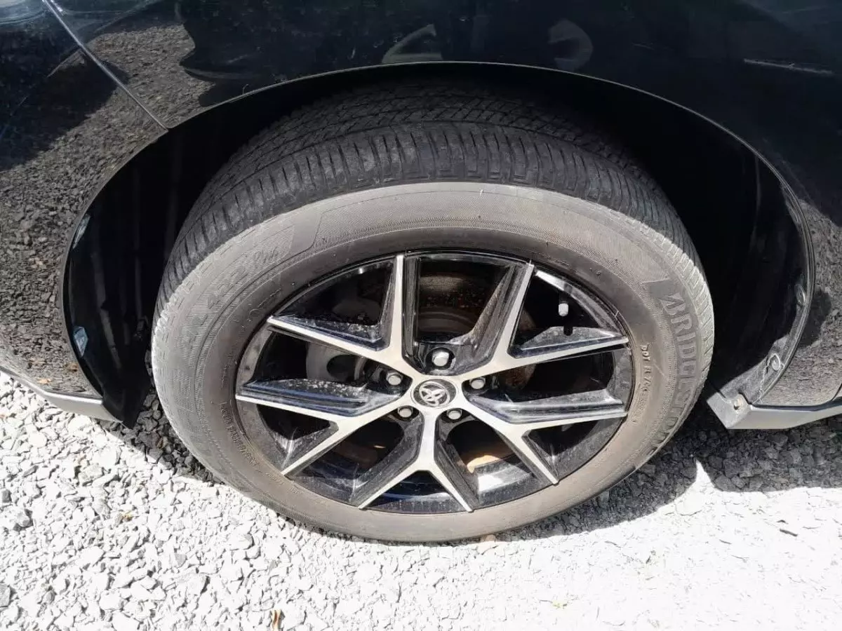 tyre1