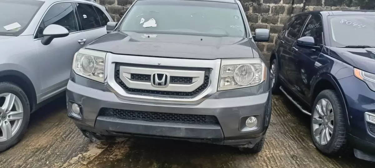 car Right Back