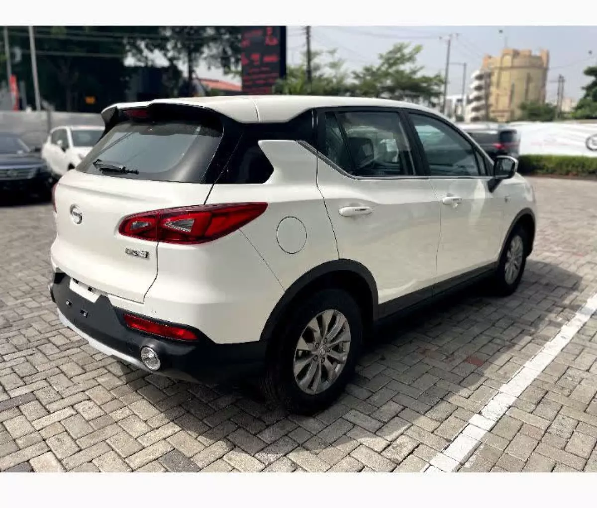 car Right Back