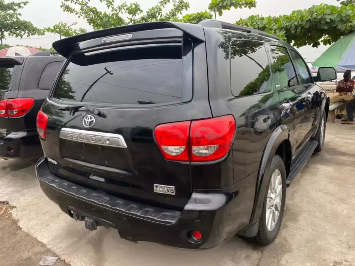 car Left Back