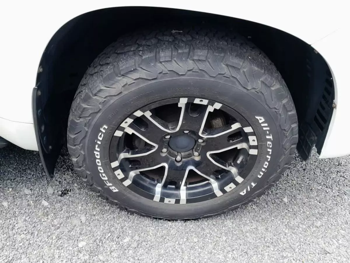 tyre1