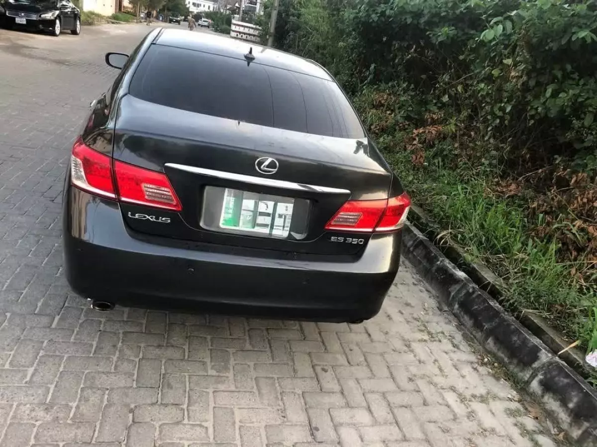 car Back