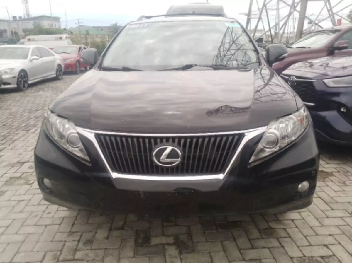 Lexus RS 350 - 2011