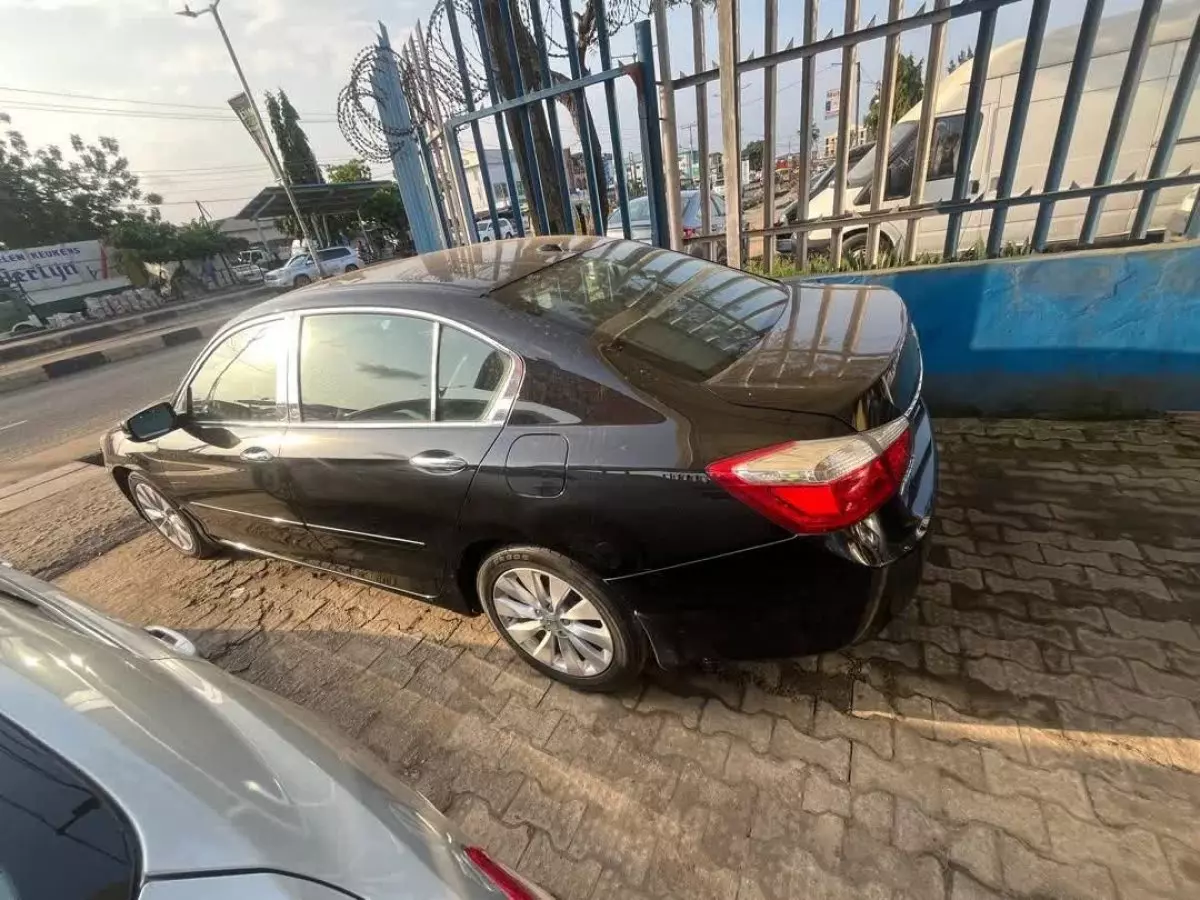 car Left