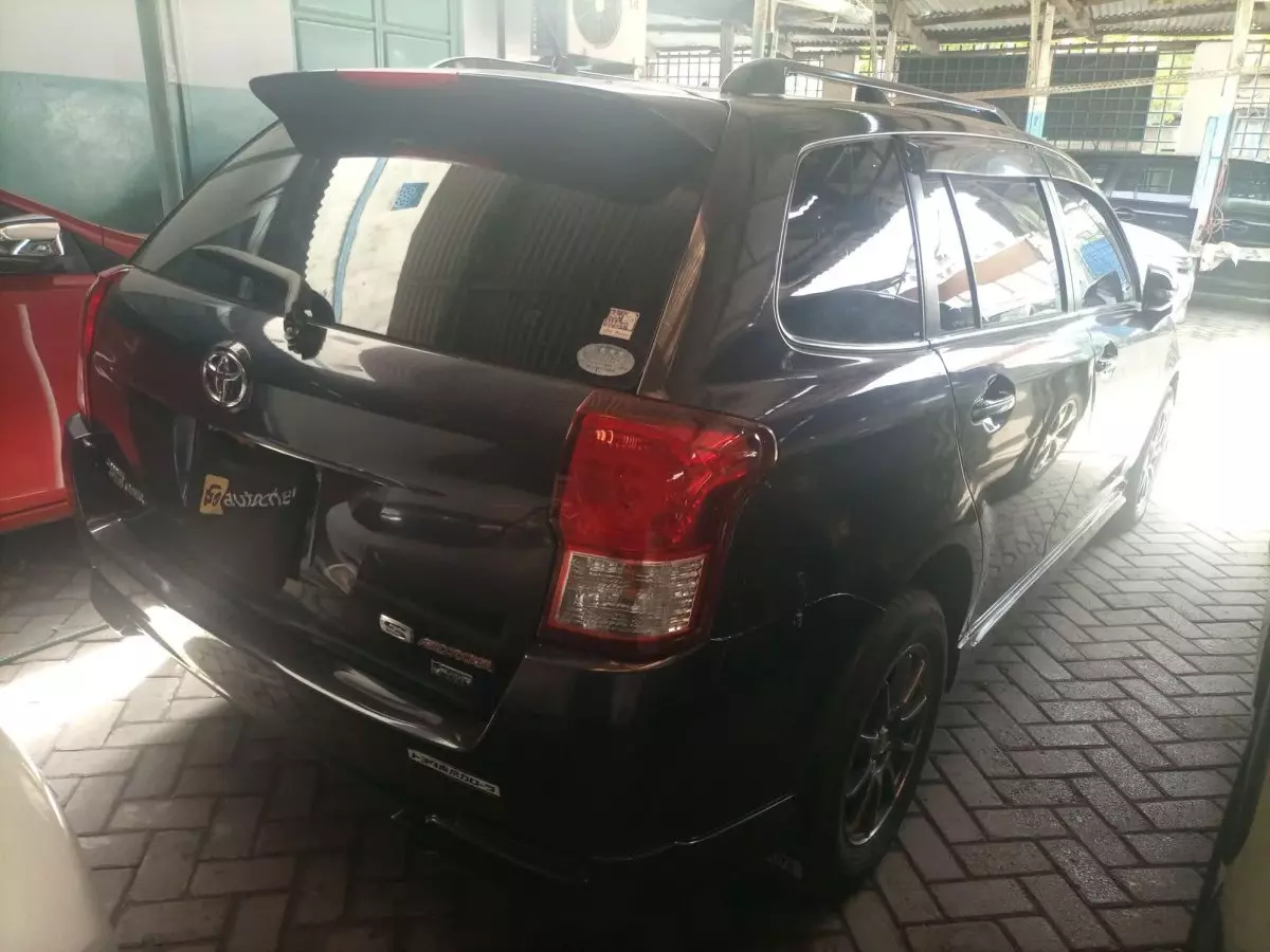 car Right Back