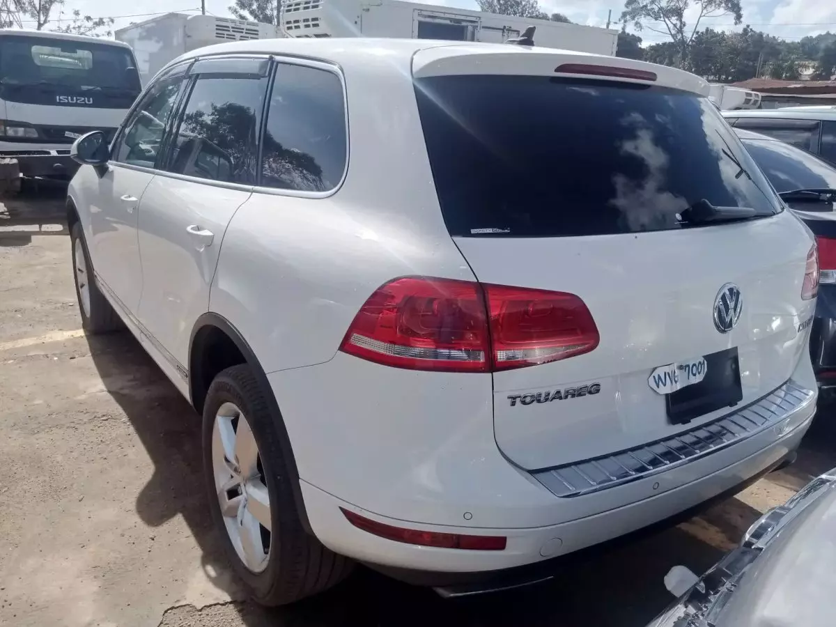 car Left Back
