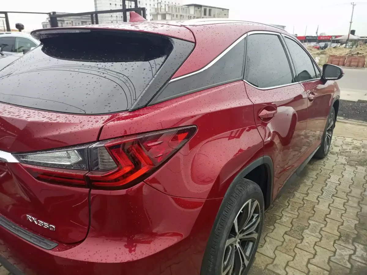 Car Right Back