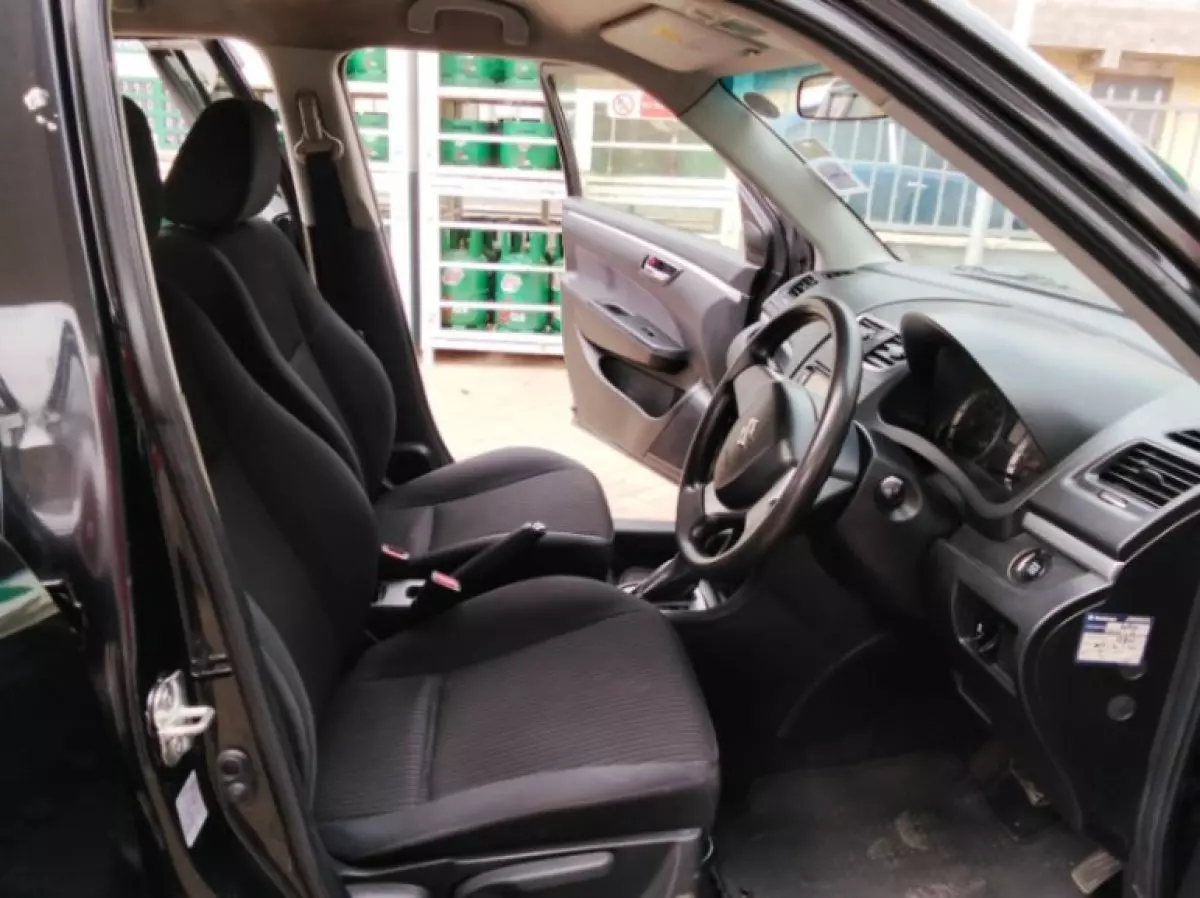 interiorBack