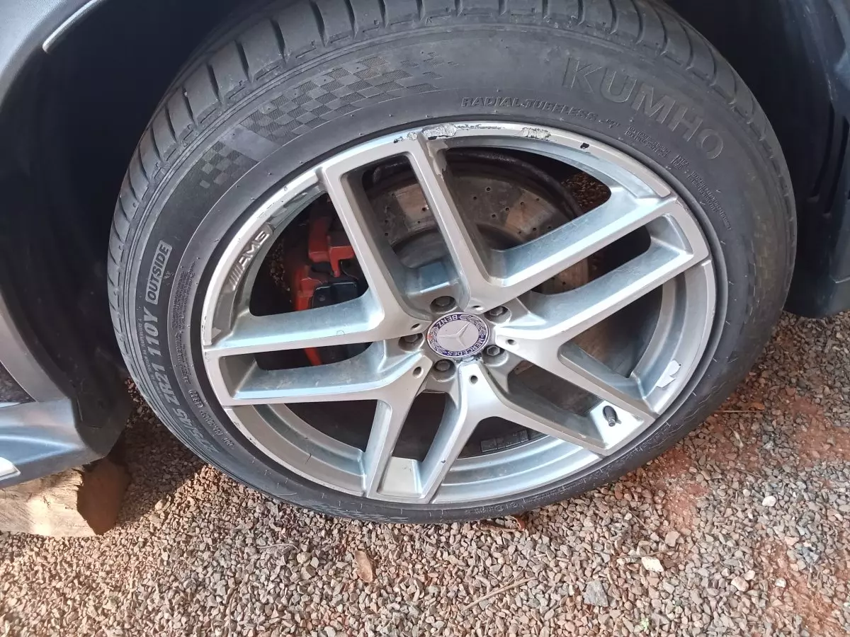 tyre2