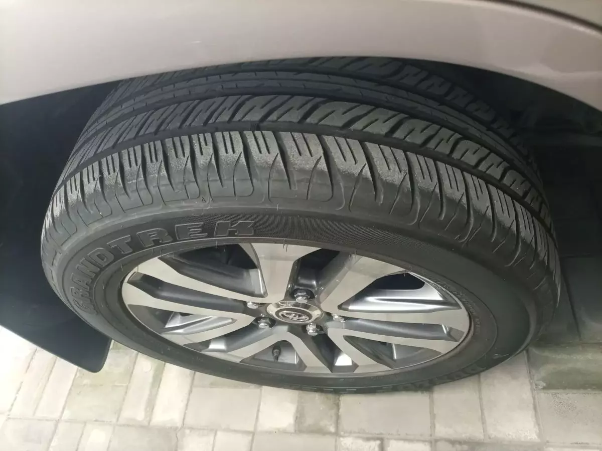 tyre0