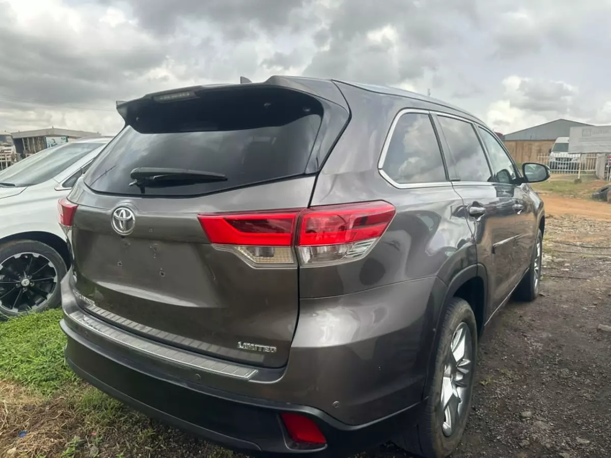 car Back