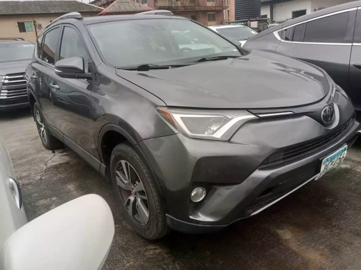 car Left