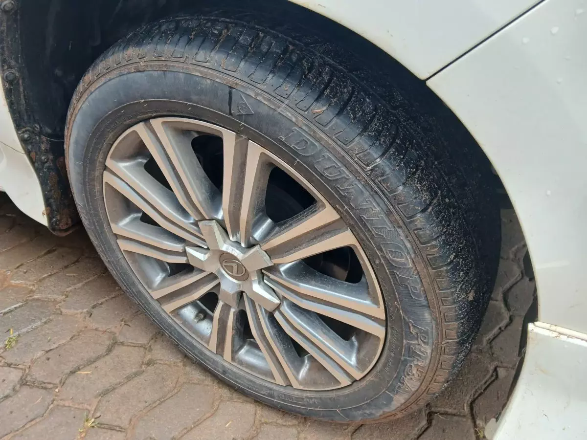 tyre2