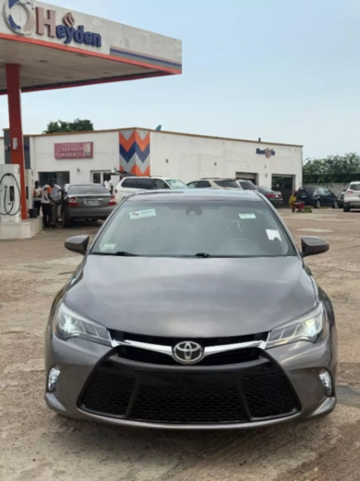Toyota Camry - 2015