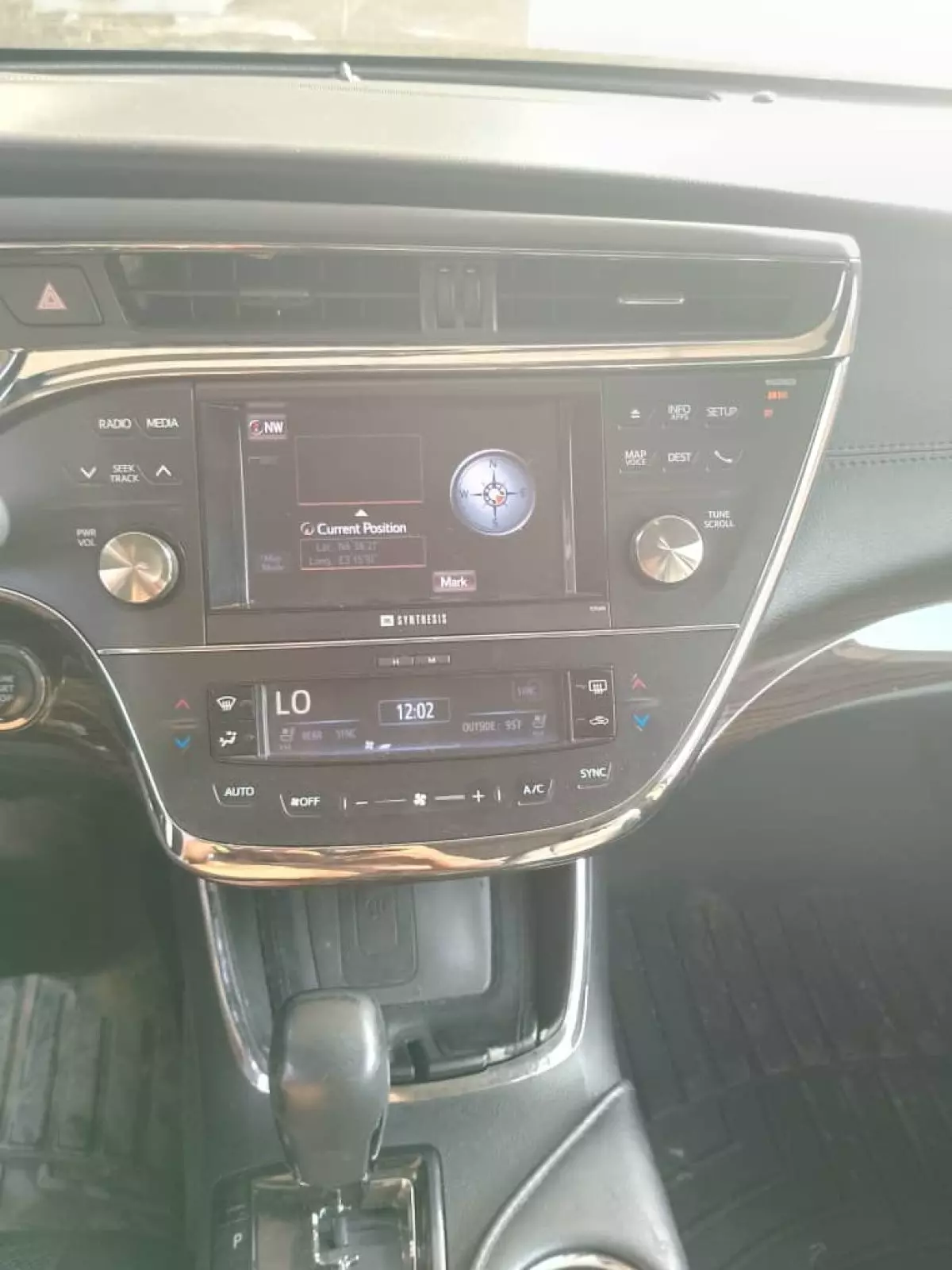 interiorFront