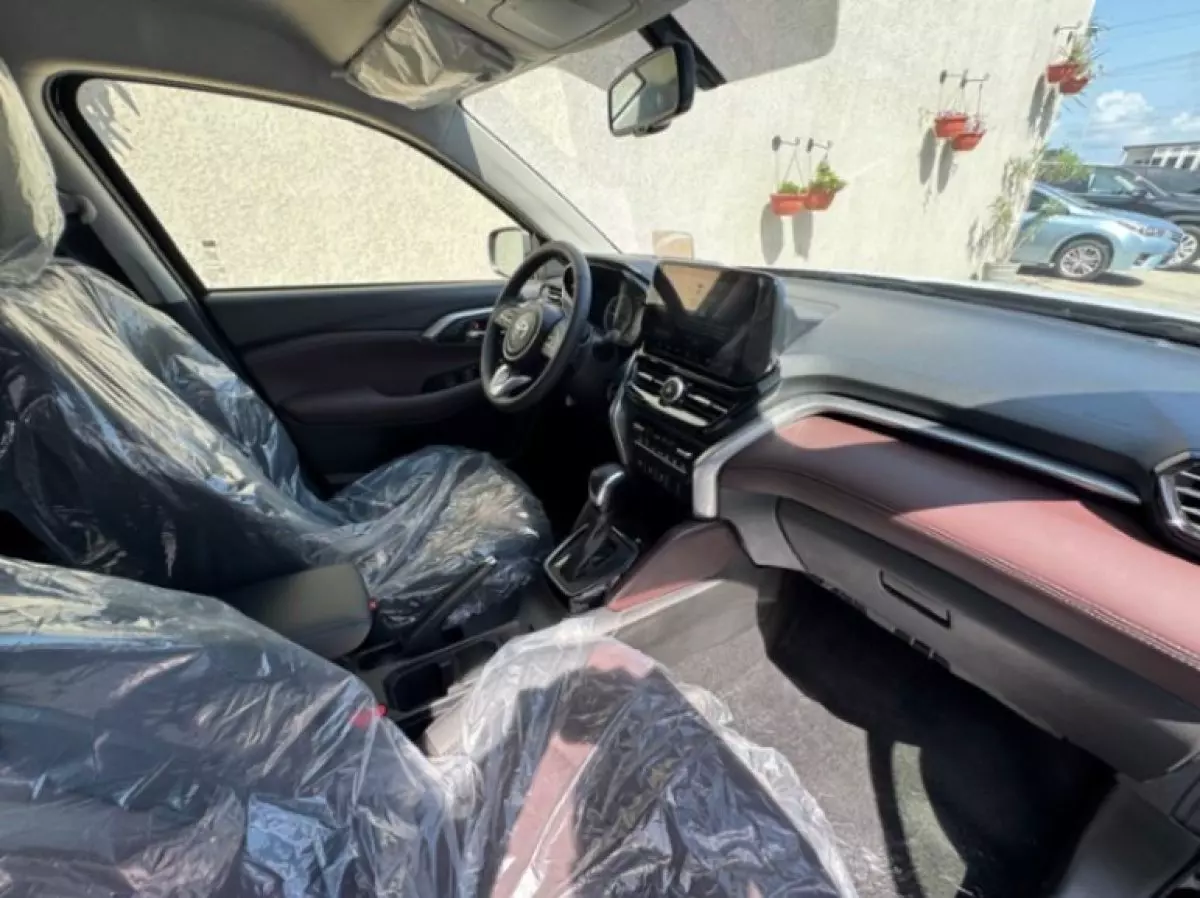 interiorBack