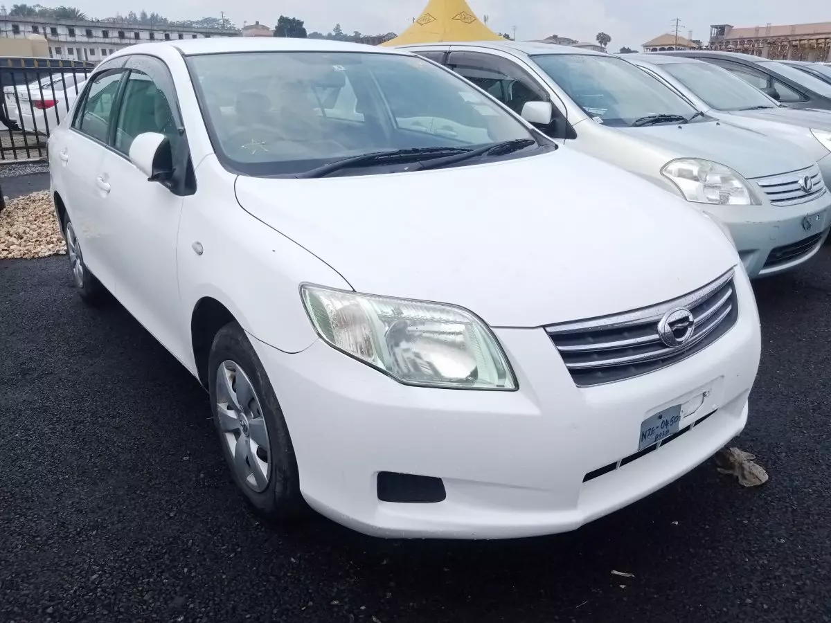 Toyota Axio  - 2009