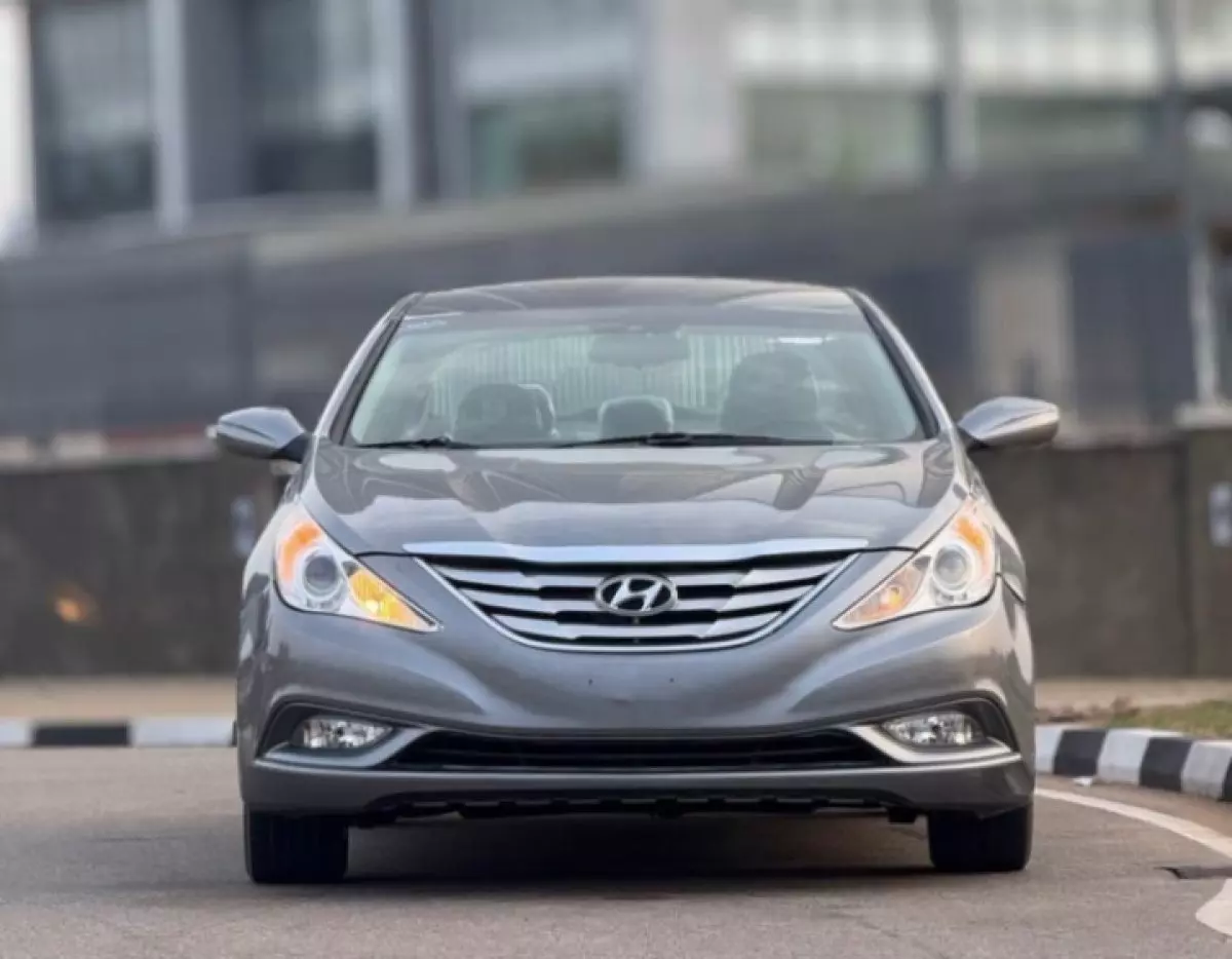 Hyundai Sonata - 2015