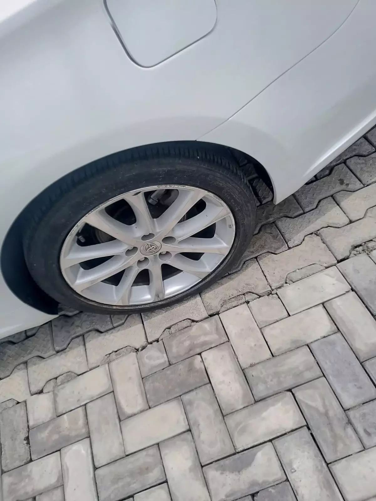tyre1