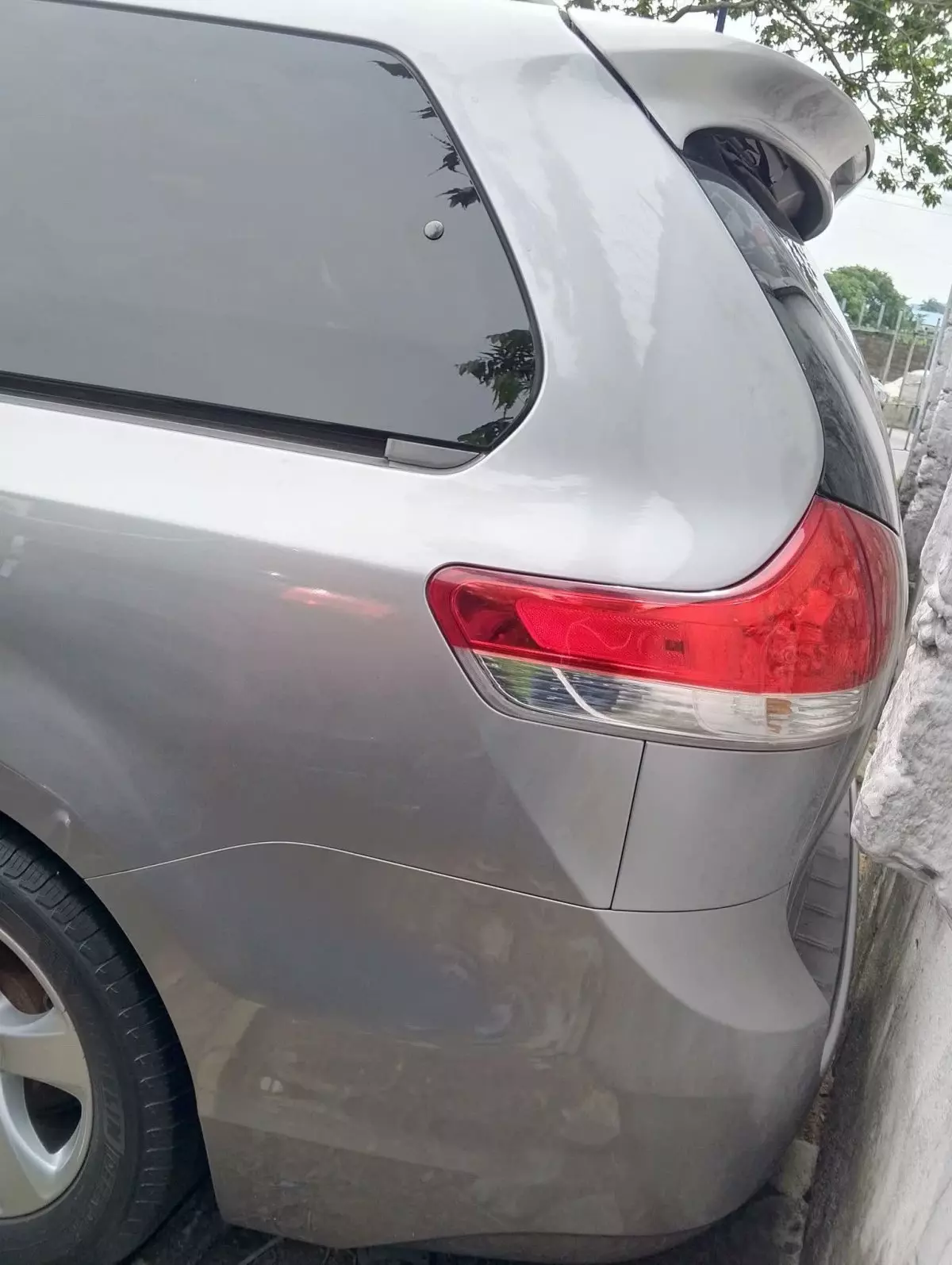 car Back