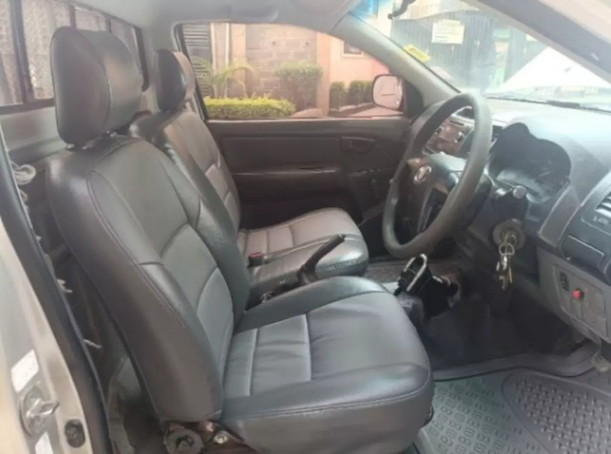 interiorFront