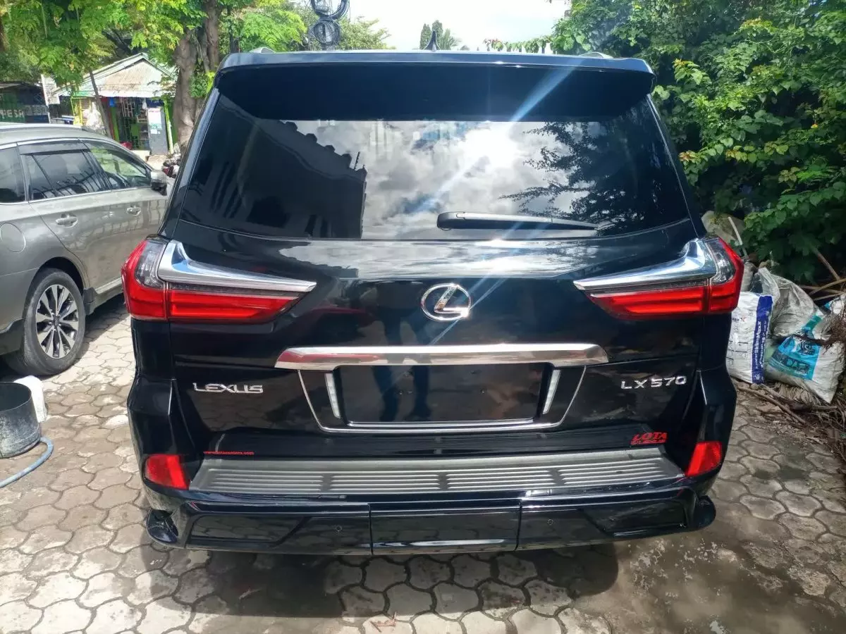 car Back