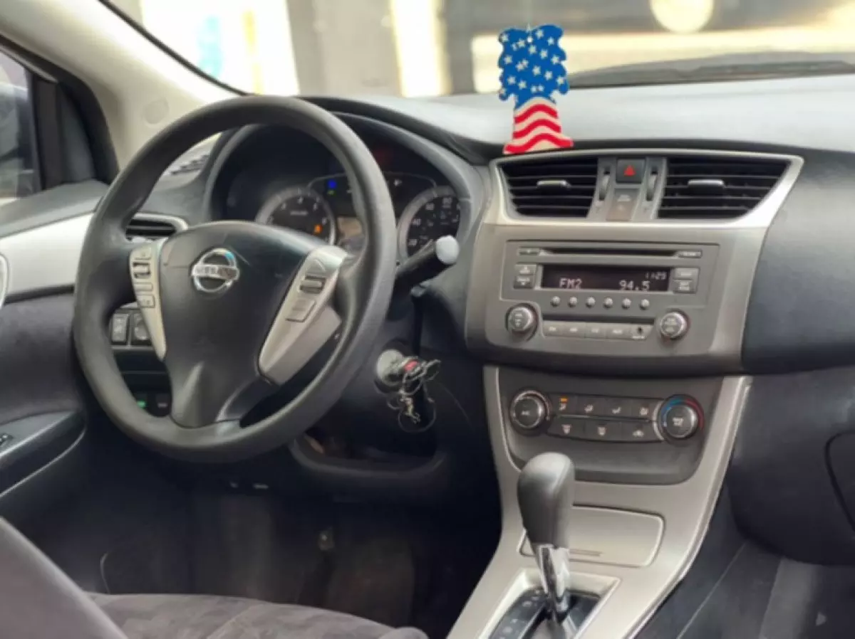 interiorFront