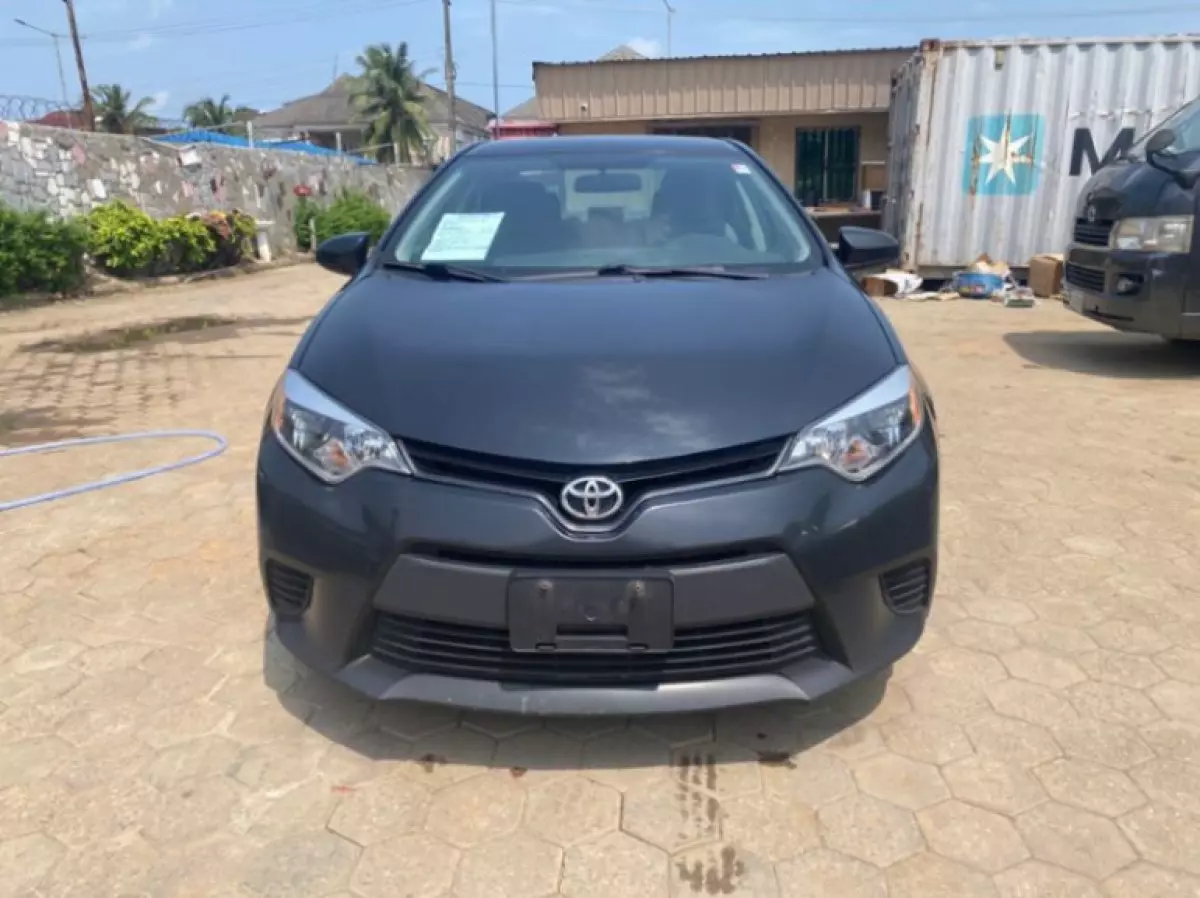 Toyota Corolla - 2013