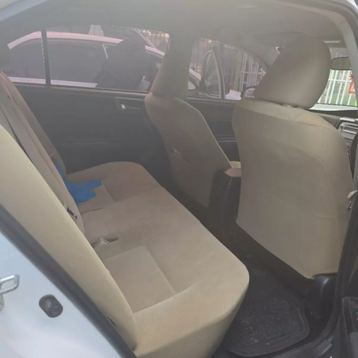 interiorBack