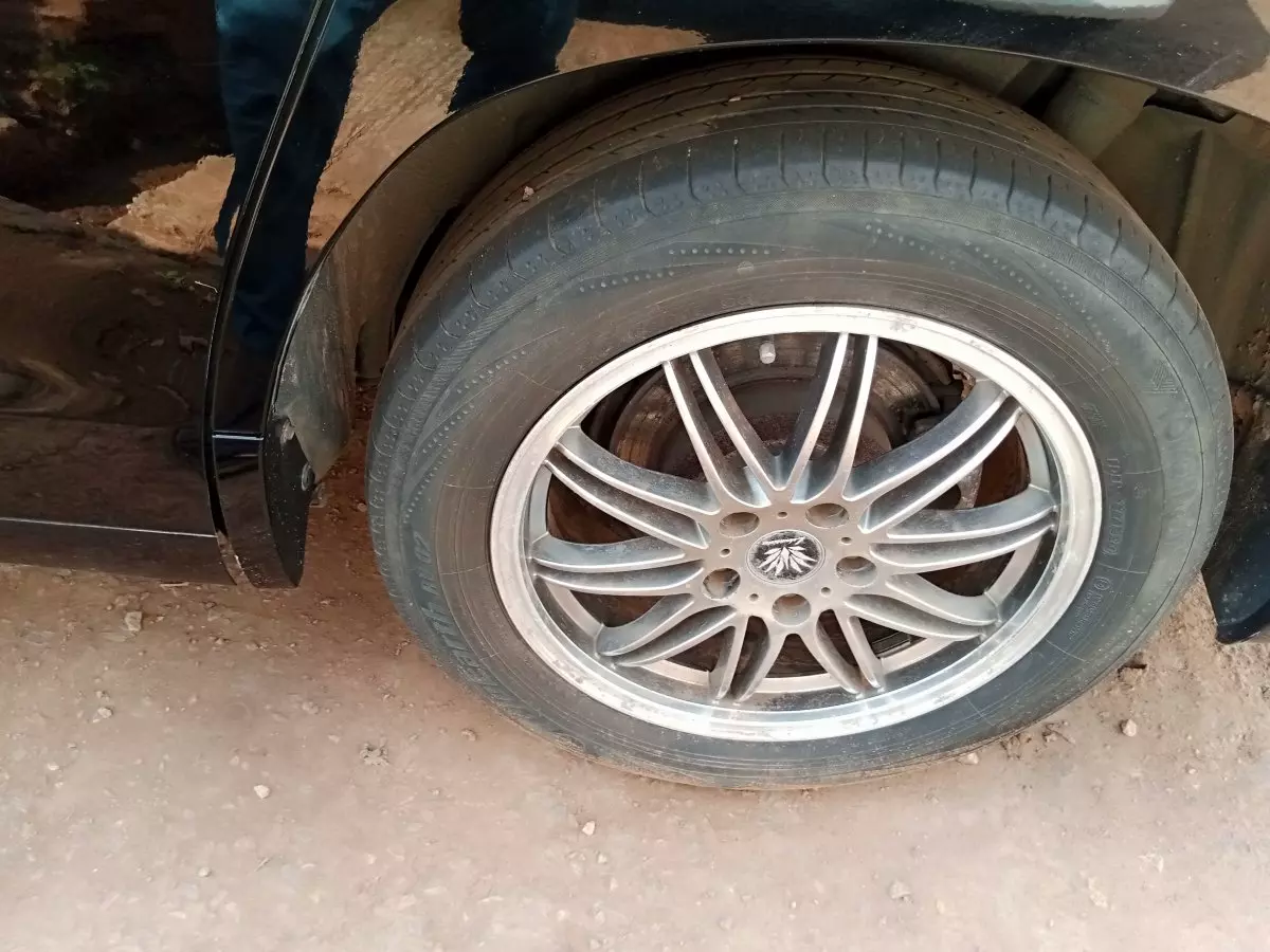 tyre2