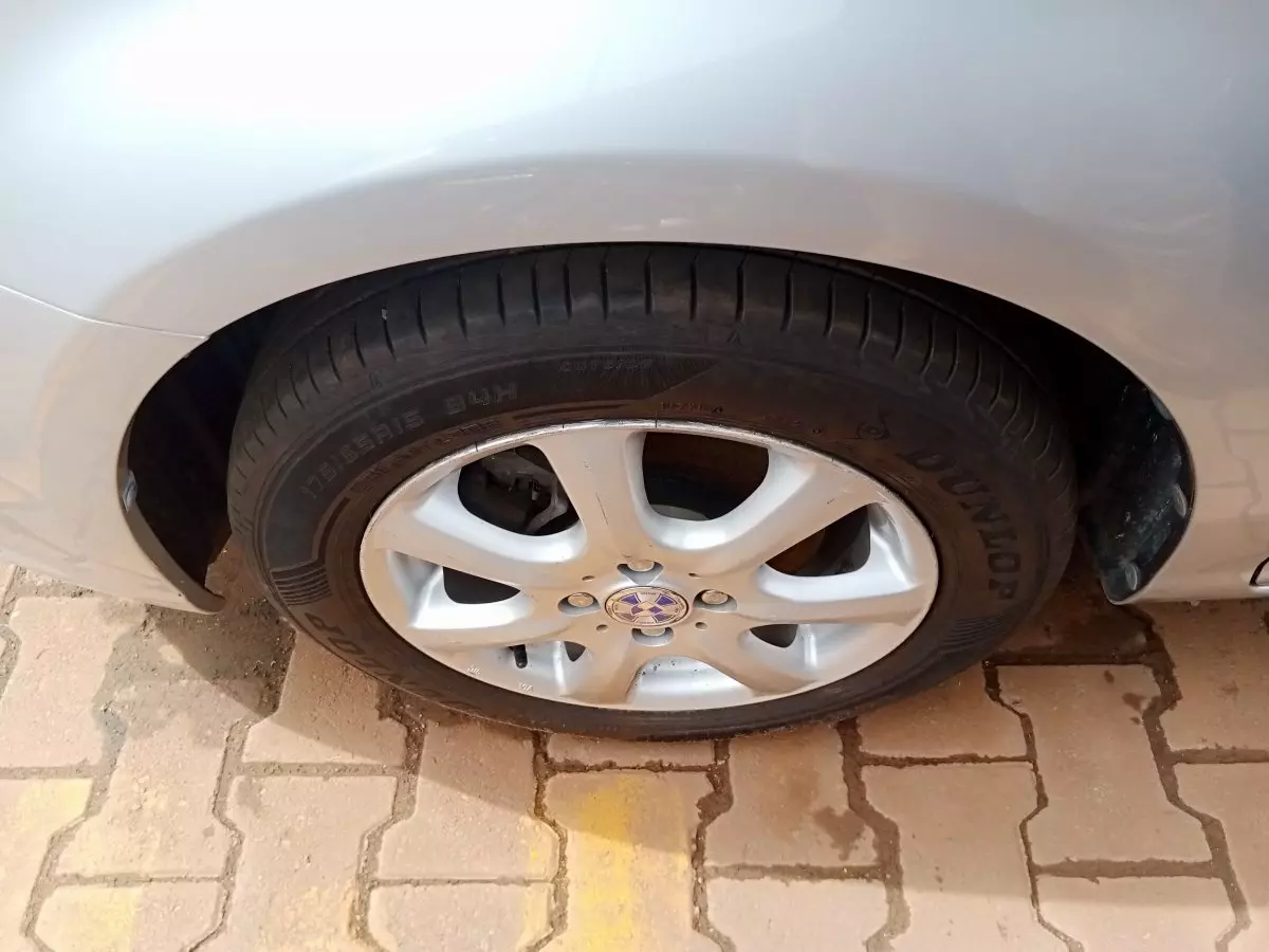 tyre1