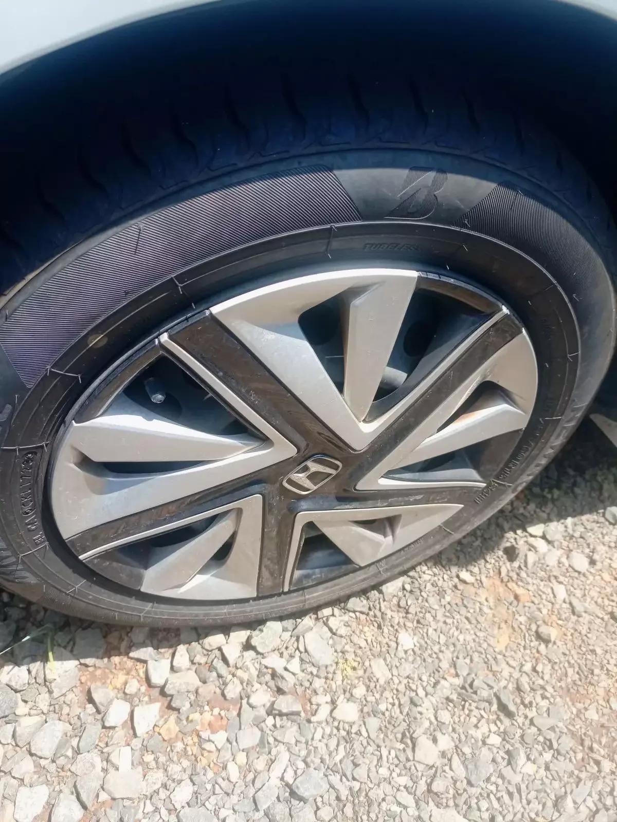 tyre1
