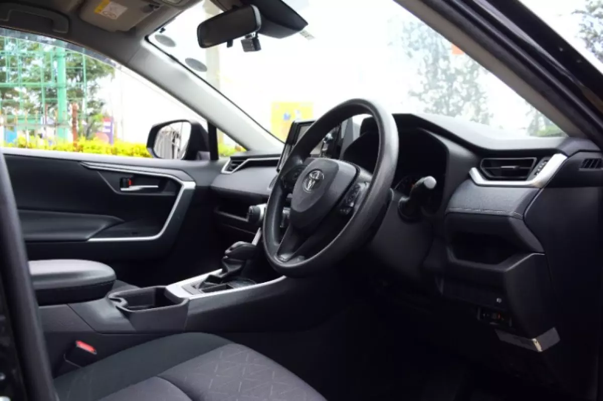 interiorFront