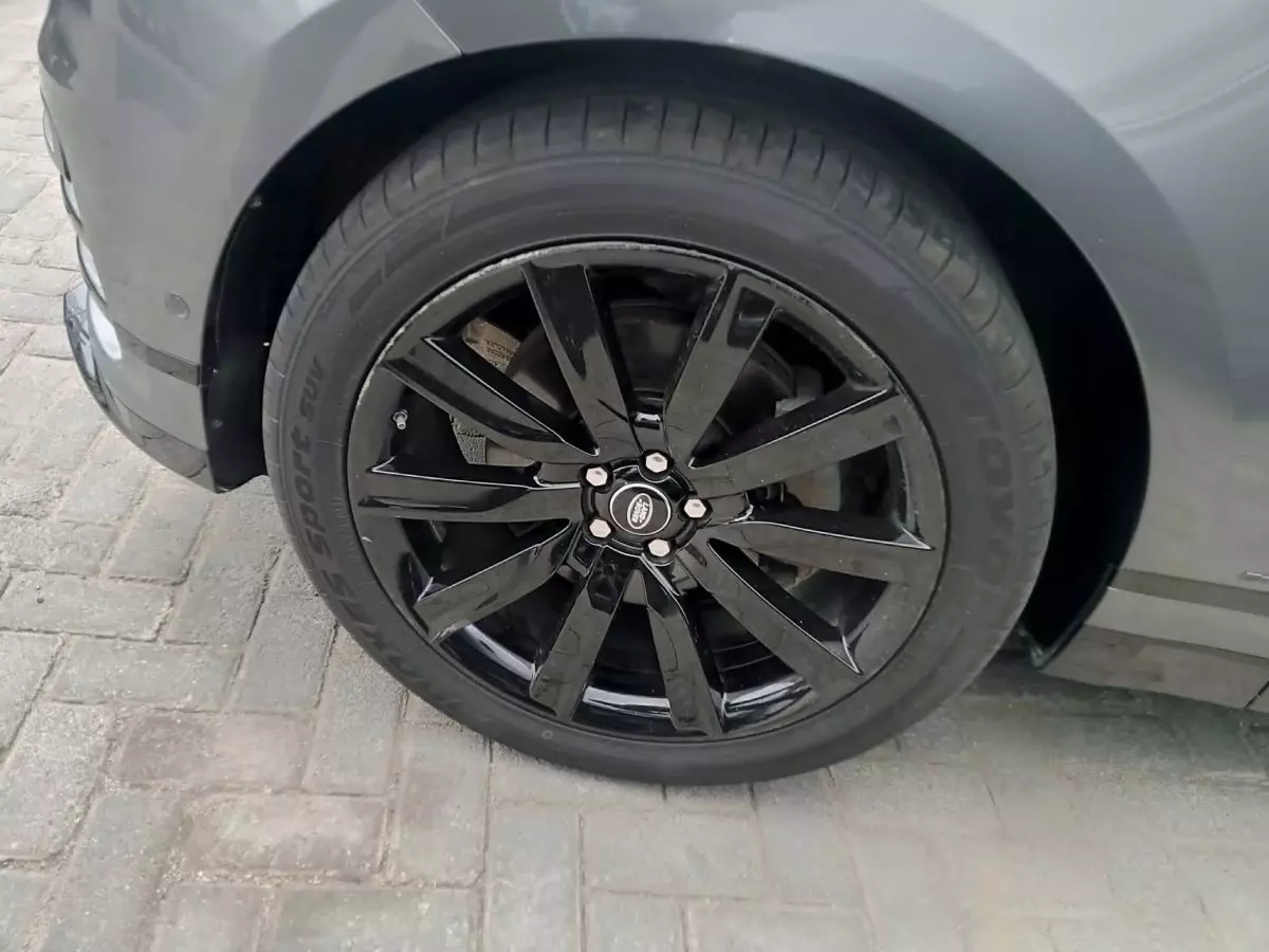 tyre1