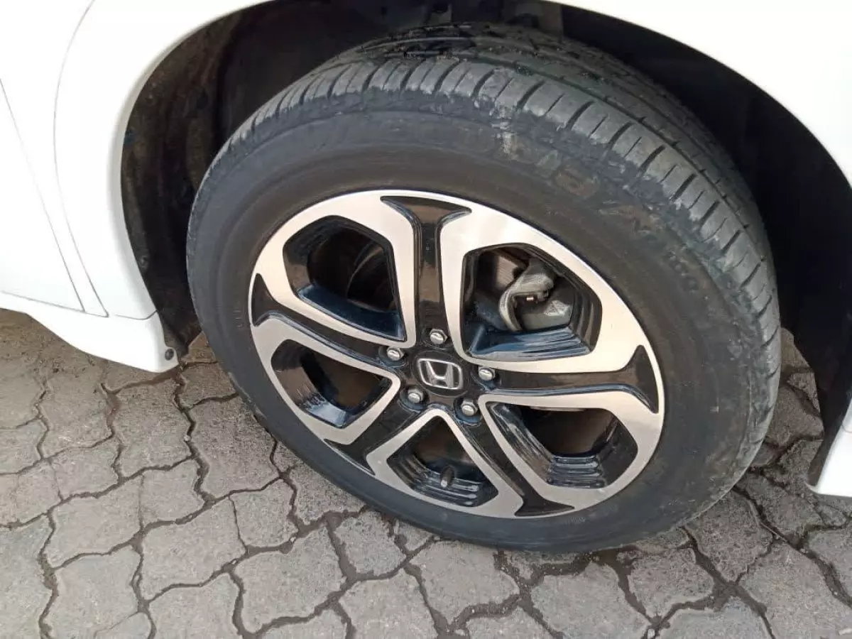 tyre2