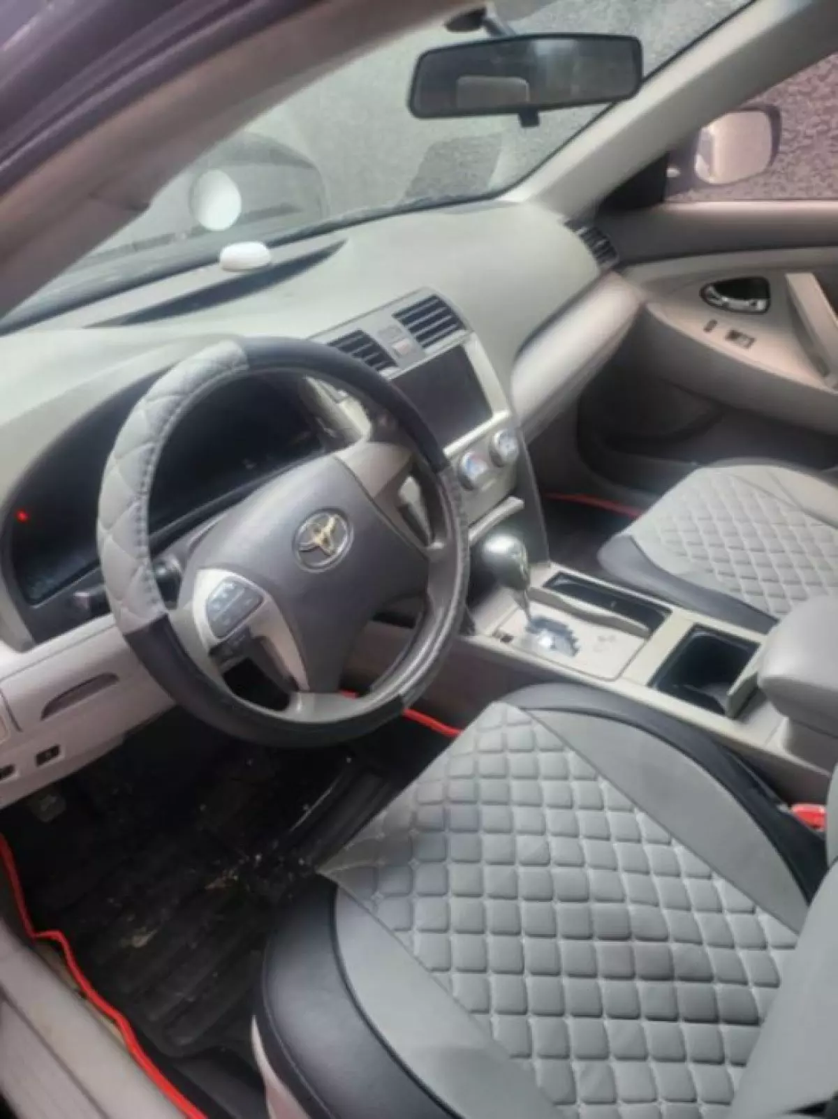 interiorFront