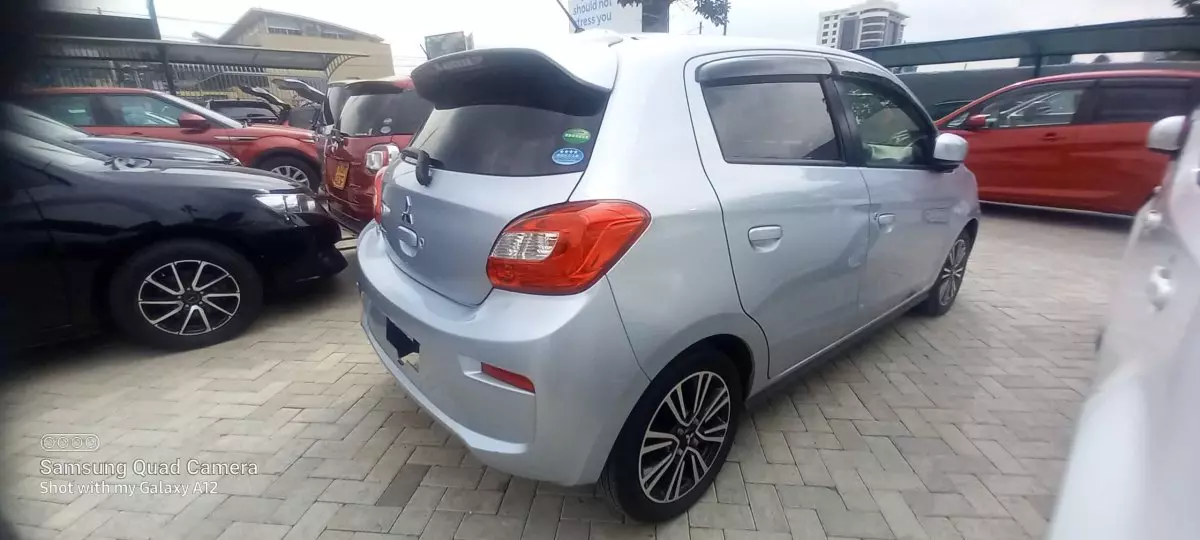 car Right Back