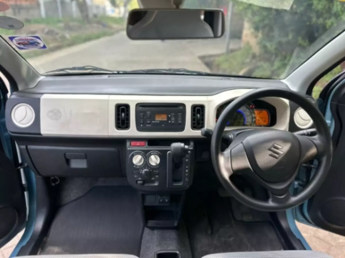 interiorFront